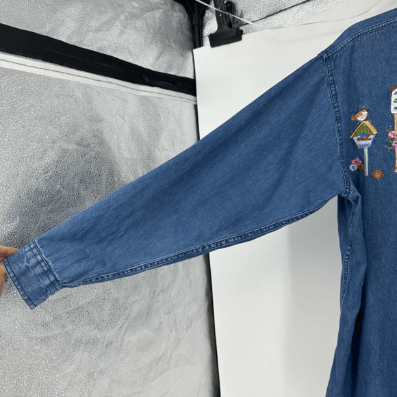 Vintage 90s Cabin Creek Denim Shirt Size L Bird House Embroidery Cottage Boho - Picture 10 of 12